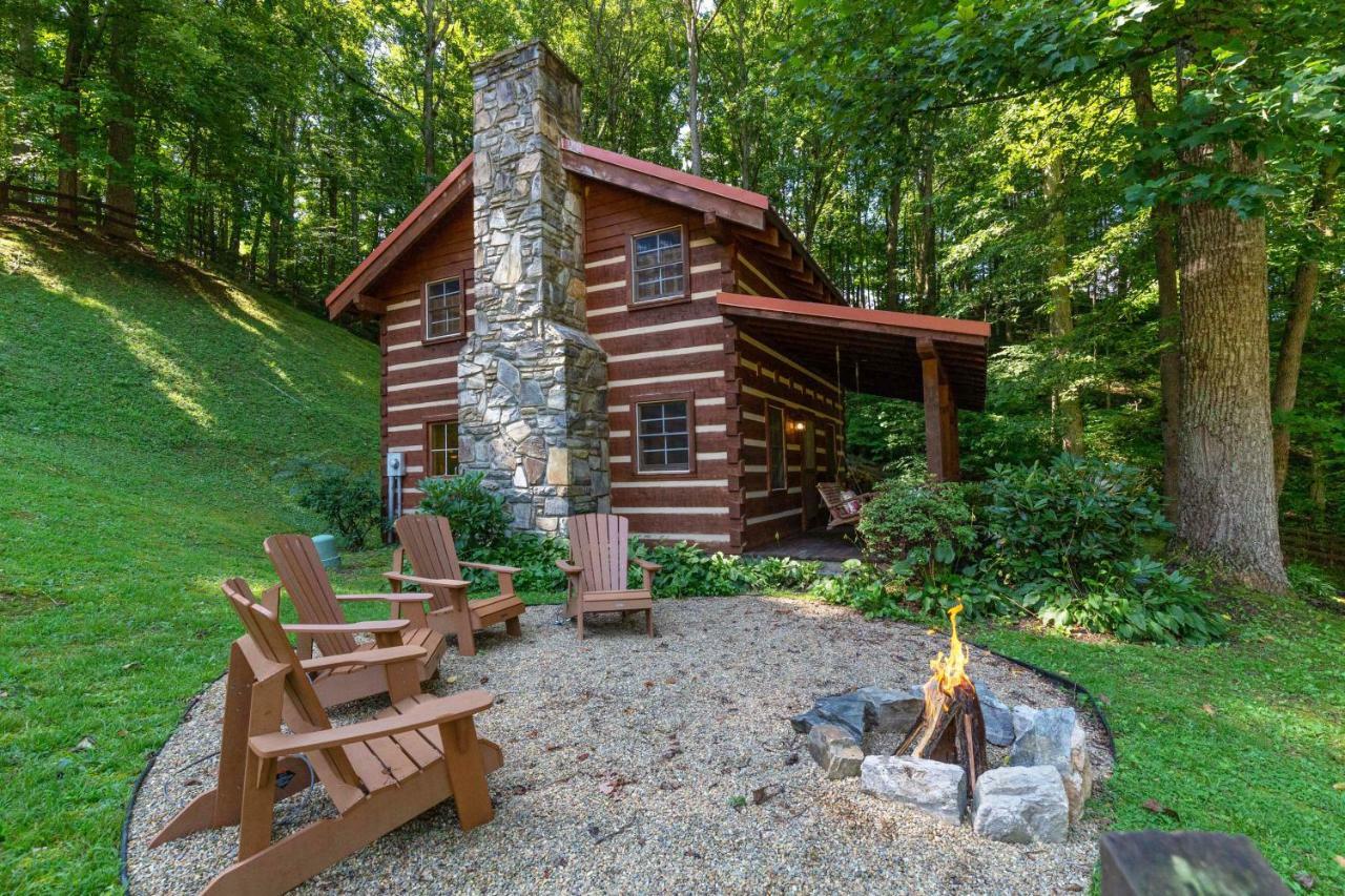 The Cove At Country Acres Villa Whittier Bagian luar foto