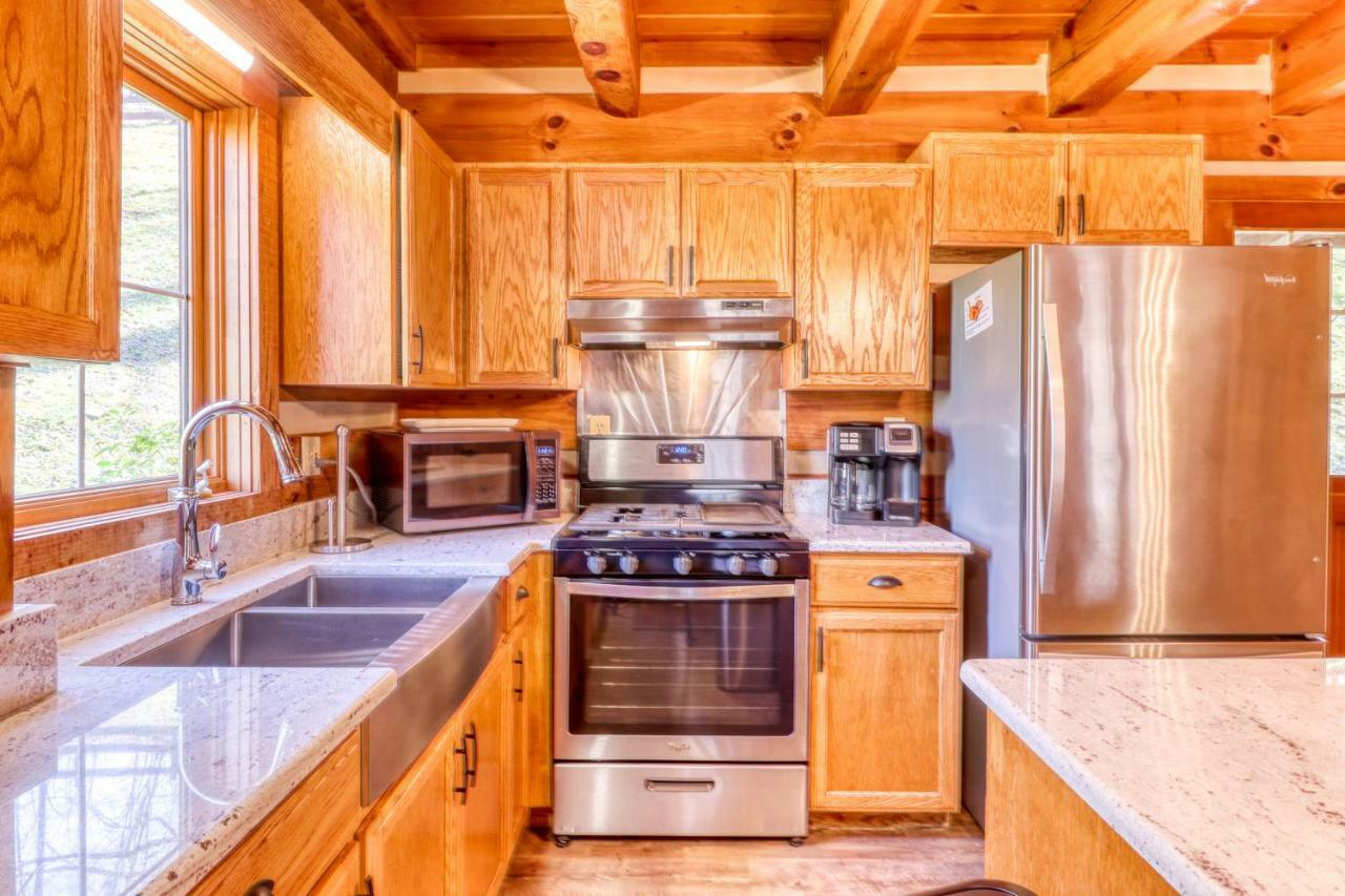 The Cove At Country Acres Villa Whittier Bagian luar foto