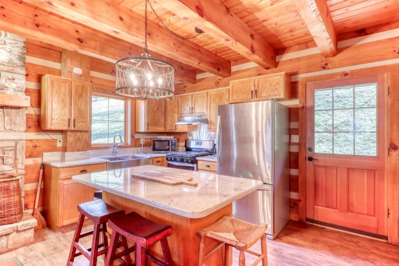 The Cove At Country Acres Villa Whittier Bagian luar foto